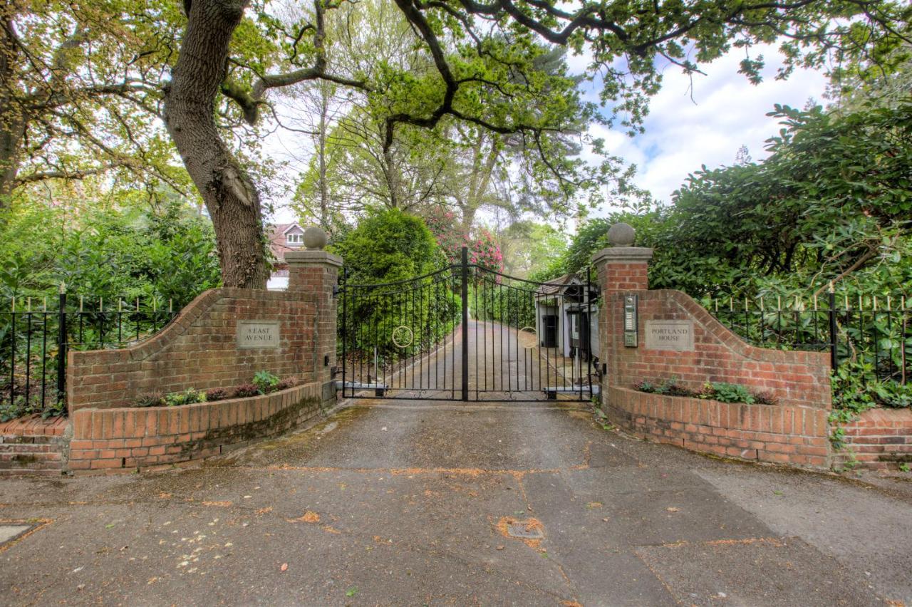 Luxury 3 Bedroom Apartment Close To Beach, Bournemouth & Meyrick Park Luaran gambar